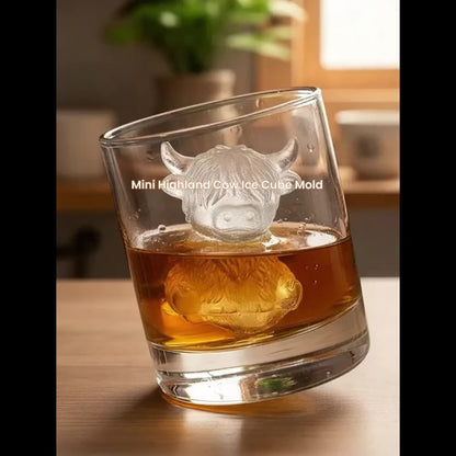 Mini Highland Cow Ice Cube Mold, Silicone Ice Cube Tray, Cute 3D Ice Cubes for Drinks, Parties, and Gifts, Perfect for Beverage Enhancements